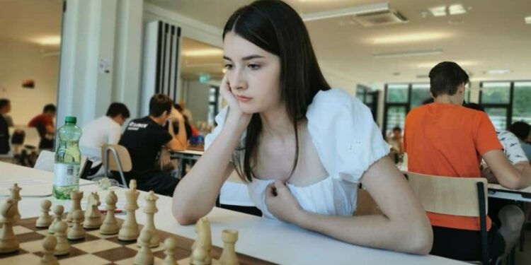 Lavica za šahovskom pločom, osvojila naslov prvakinje Hrvatske, a najbolje tek dolazi