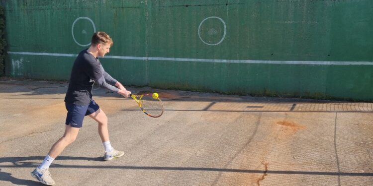 TK Sirela: Idealni način da se dijete uvede u ljepotu ovoga sporta je učenje u teniskoj školi