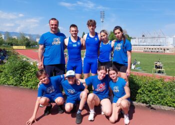 [FOTO] Mladi atletičari AK Bjelovar sudjelovali na PH u štafetama