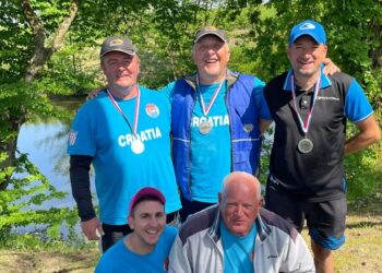 Ekipa Ilova Garešnica slavila je u drugom kolu Županijske lige (Foto: Siniša Slavinić)