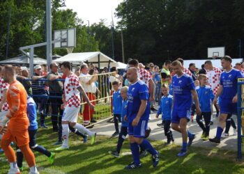 Proslava 100 godina kluba NK Garić! Igrali Mandžukić, Kranjčar, Vukojević, Neretljak, Marić… Neka klub živi dugo