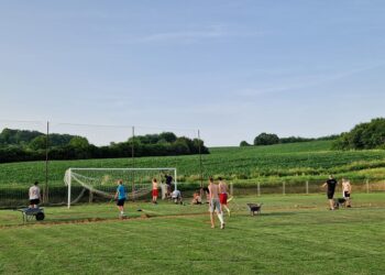 NK Omladinac, radna akcija (Facebook)