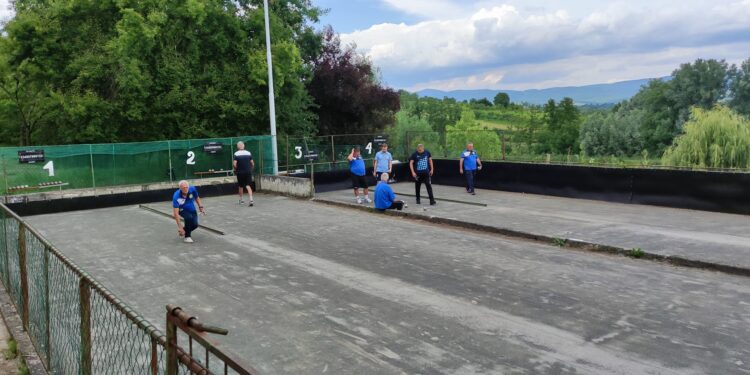 Grubišnopoljski boćari na Kupu u Slavonskom Brodu naletjeli na raspoloženog domaćina