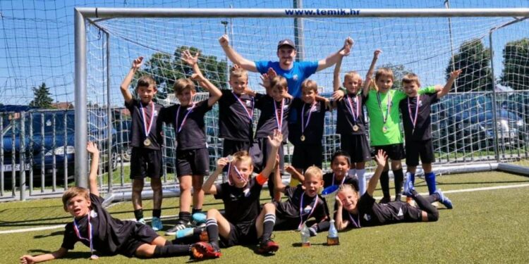 Garićevi klinci znaju samo za trofeje, pokorili su Viroviticu, a finale je odlučio veliki talent Aneo