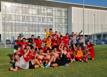 [FOTO] Savršen dan za NK Mladost Ždralovi, juniori osvojili Osijek, a seniori slavili u županijskom El Clasicu