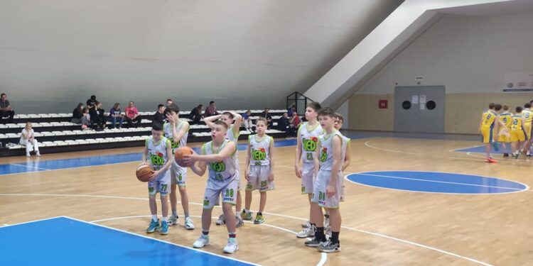 KK Vedi zove one najmlađe koji vole košarku, a čekaju ih stručni treneri s preko 25 godina iskustva