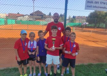 [FOTO] Tenisači Feniksa u Koprivnici, Masters osvojio Jakov Ogrizek koji putuje na državnu završnicu