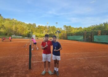 [FOTO] Talenti Teniskog kluba Feniks dostojno predstavljali Daruvar na turnirima u Zagrebu i Vrsaru