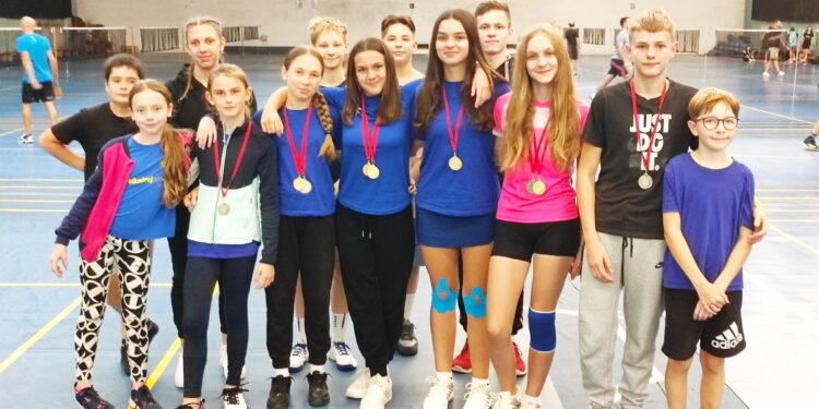 [FOTO] Odigran zadnji krug Regionalnog kupa, u Badminton klubu Bjelovar zadovoljno trljaju ruke
