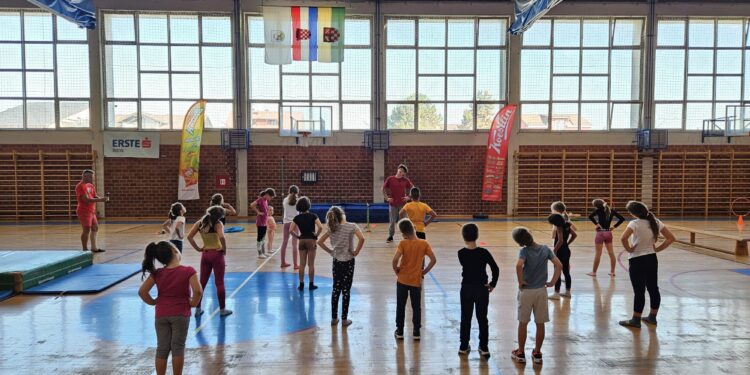 [VIDEO/FOTO] Festival bazičnih sportova u Bjelovaru pun je pogodak: Baš smo se zabavili, naskakali, ali i naučili nešto!
