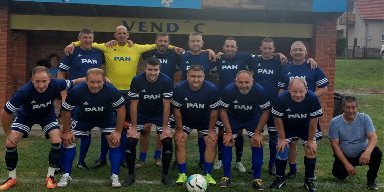 NK BŠK Brezovac, veterani (Facebook)