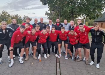 Gradonačelnik Dario Hrebak prokomentirao nam je povijesnu pobjedu juniora Mladosti: Za anale bjelovarskog nogometa