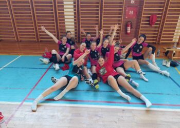 Slavlje odbojkašica Daruvara (Foto OK Daruvar)