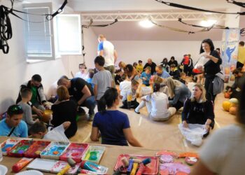 [FOTO] TK Fox organizirao kreativnu radionicu za najmlađe, nisu uživala samo djeca nego i roditelji