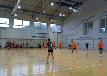 [FOTO] Rukometašice Garešnice dobro su se držale protiv favoritkinja, a druga ekipa Bjelovara pala u Cerni