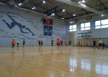 [FOTO] Rukometašice Garešnice dobro su se držale protiv favoritkinja, a druga ekipa Bjelovara pala u Cerni