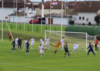 Šok na Gradskom stadionu! Dva gola Čikvara nisu bila dovoljna, NK Bjelovar ispustio pobjedu u zadnjim sekundama