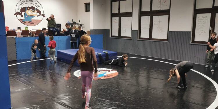 Zajedničko druženje u Hrvačkom klubu Čazma i nagrade za najbolje pojedince u 2023.