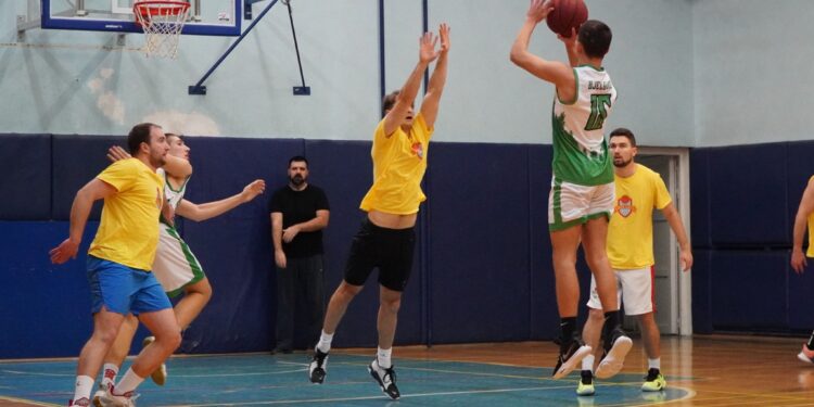 Ne propustite Božićni turnir u Bjelovaru, na njemu igraju ljudi kojima je košarka – ljubav