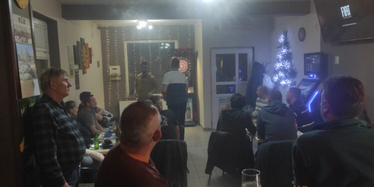 Nastavljaju se uzbuđenja u pikadu, jedna ekipa stopostotna, a njeni igrači dominiraju i pojedinačno