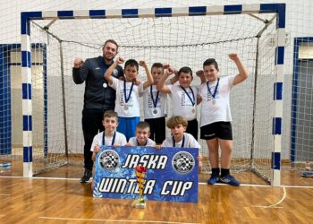 Najmlađi članovi MNK Bjelovar odigrali uspješno na Jaska Winter Cupu, u klub je stigao novi trofej