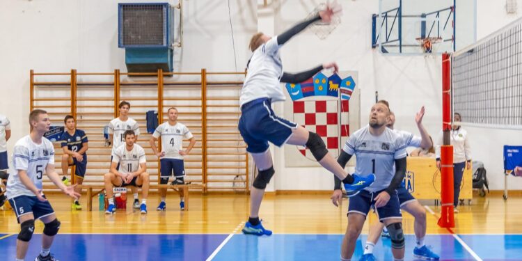 Prekinut je pobjednički niz odbojkaša Čazme, zakomplicirala se borba za naslov prvaka