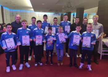 [FOTO] NK Garić! Još jedna fenomenalna ‘Plava noć’, nagrade najboljim pojedincima  i veselje do ranih jutarnjih sati