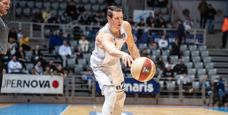 Milijunska ponuda za Bjelovarčanina Luku Božića, u pitanju je euroligaški klub