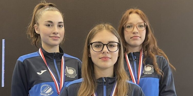 Lucija Gjuras, Petra Kržak i Katja Opačić ispisale povijest bjelovarskog streljaštva