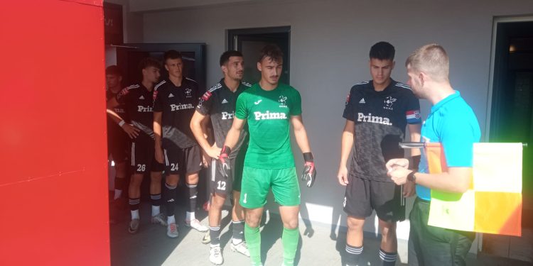 Juniori Mladosti i Varaždina remizirali; zadnjih 15 minuta Crveni stisnuli, stvarali prilike, ali lopta nije htjela u mrežu