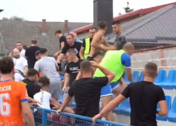 Iz Predavca nam dolazi video sramote; nakon utakmice Dinama i Varteksa krenula je brutalna makljaža