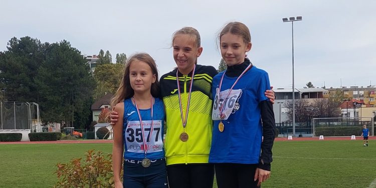 Limači i limačice AK Bjelovar u Varaždinu, a Lucia Stojan brončana: Svi ste bili odlični