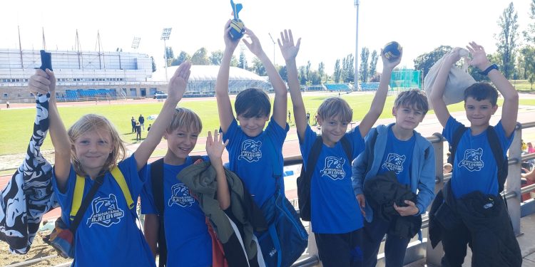 Mladi bjelovarski atletičari bili su odlični na ‘Zabavnom zagrebačkom kupu’ na stadionu Mladosti