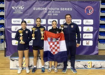 Bjelovarska stolnotenisačica Klara Končar za reprezentaciju osvojila dvije medalje u Nišu
