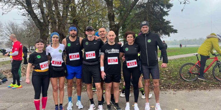 AK Borik na utrci grada Koprivnice te polumaratonu Ivan Starek na Jarunu, bilo je postolja i osobnih rekorda