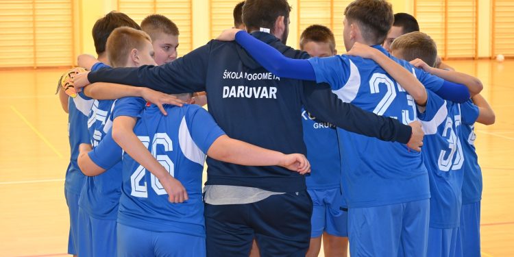Daruvarskoj generaciji U-13 zlato na dominantan način, Garić U-11 donio Nogometnoj školi drugo srebro