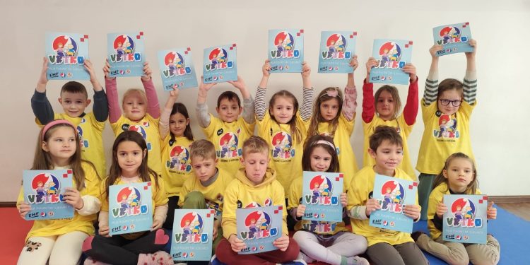 HRS iznenadio najmlađe u Bjelovaru, Vrtko je odličan projekt uz kojeg se klinci mogu zaljubiti u rukomet