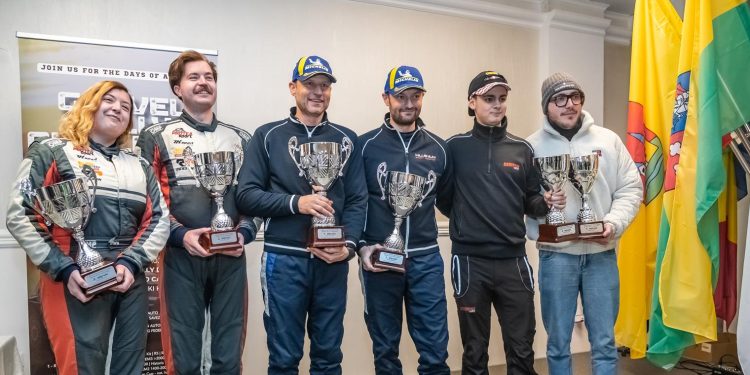 Rally u Čazmi još jednom se pokazao kao pun pogodak, a Davor Kirin snimio je super atraktivne fotografije