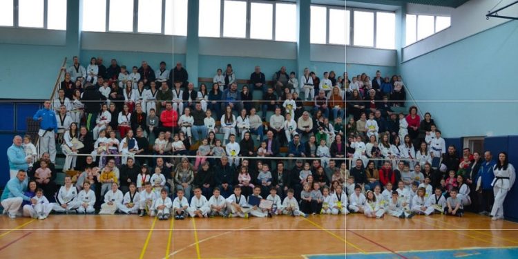 TK Fox nas uvijek iznova impresionira; okupila se velika obitelj, dodijeljena priznanja, a sjetili se i omiljenog Stile