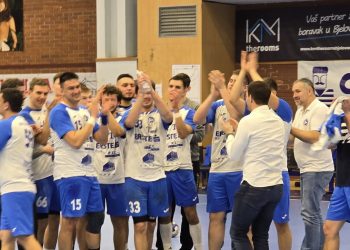 Rukometaši Bjelovara obranom srušili Đakovo; od profesionalnog igranja oprostili se Vuglač i Jurjević