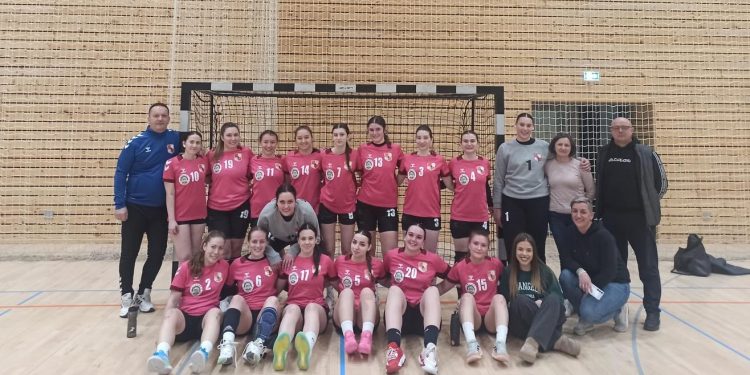 Rukometašice Garešnice do trećeg trijumfa u nizu; fantastična Jelena Karanović zabila 14