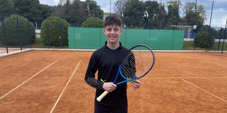 Daruvarski tenisač Jakov Ogrizek na jakom turniru u Vrsaru došao do dva polufinala