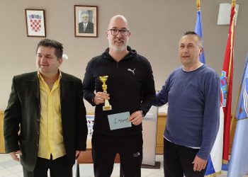 Ognjen Matko briljirao u Pakracu, odlične šahovske partije i novi pobjednički trofej!