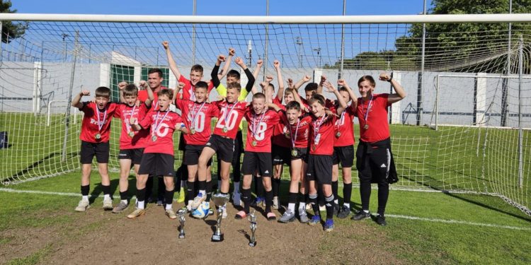 Impresivno! Mlade nade Mladosti iz Ždralova osvojile Rovinj Cup, a da nisu primile niti jedan gol!